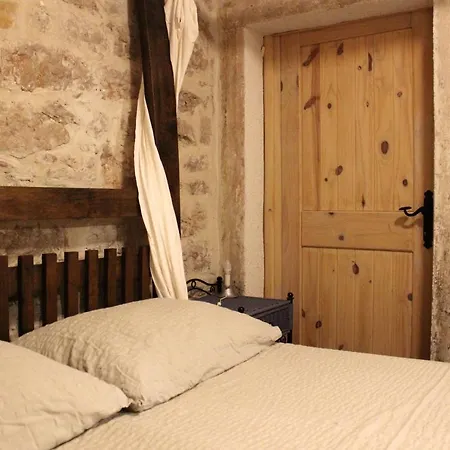 Apartment Comfortable In Betina 52 M² Air Conditioned