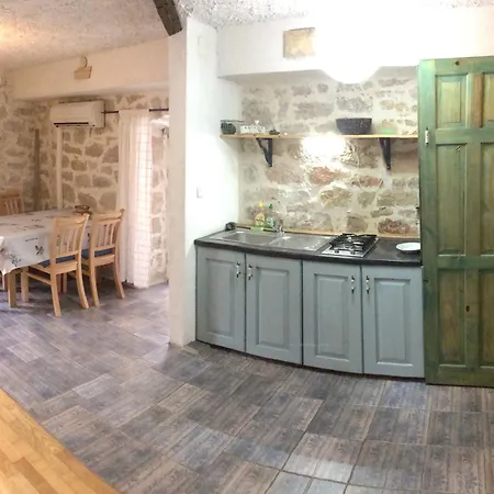 Comfortable In Betina, 52 M², Air-conditioned * Betina (Sibenik-Knin)