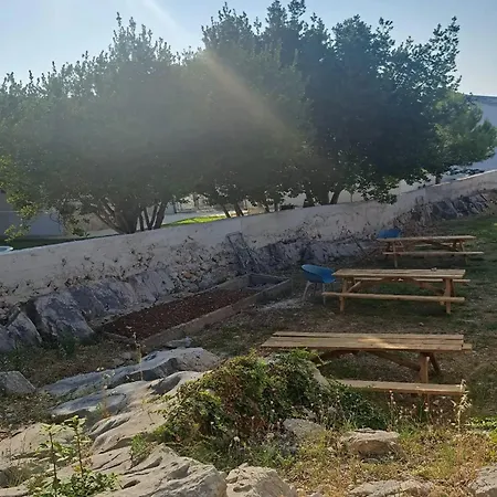 Comfortable In Betina, 52 M², Air-conditioned *