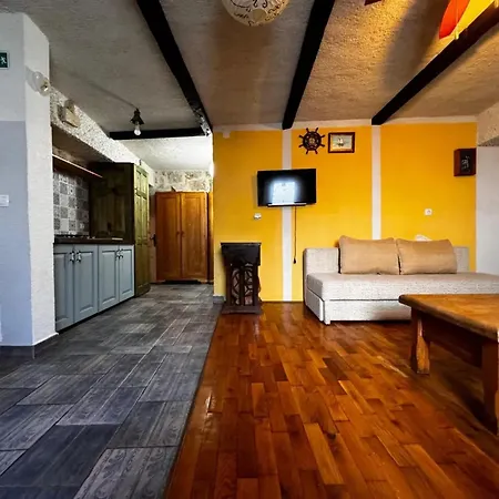 Appartement Comfortable In Betina, 52 M², Air-conditioned *