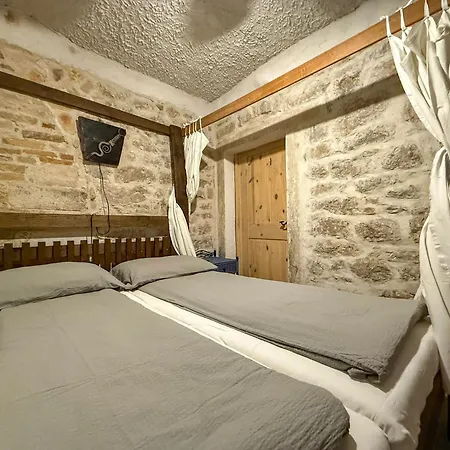 Comfortable In Betina, 52 M², Air-conditioned *