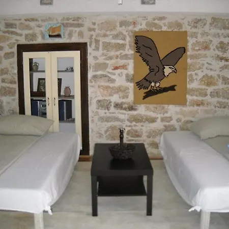 Comfortable In Betina, 52 M², Air-conditioned Appartement *