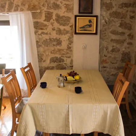 Comfortable In Betina, 52 M², Air-conditioned