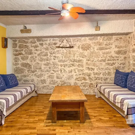 Comfortable In Betina, 52 M², Air-conditioned Betina (Sibenik-Knin)
