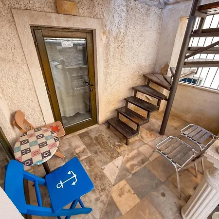Comfortable In Betina, 52 M², Air-conditioned *