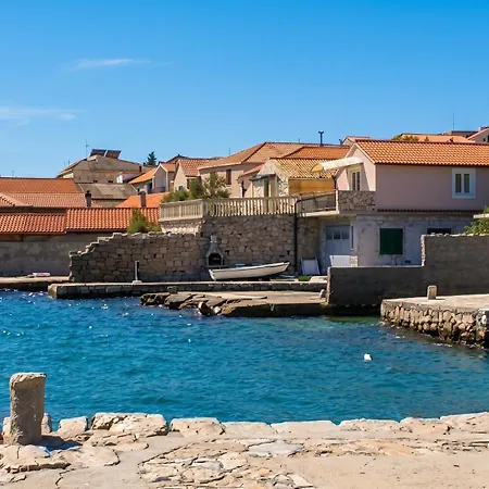 Comfortable In Betina, 52 M², Air-conditioned Appartement *